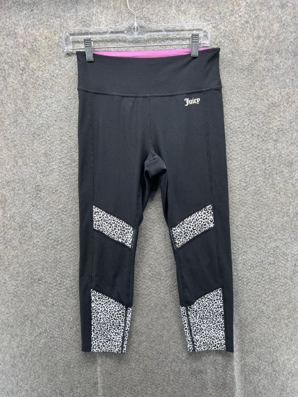 Juicy Couture Leggings Womens Medium Black Capri Animal Print Yoga Gym Pants